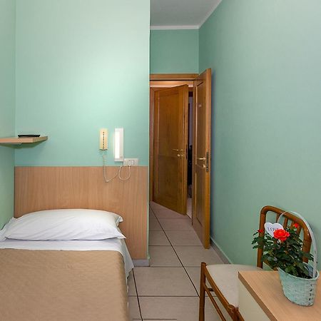 Hotel Villa Benvenuti فياريجيو المظهر الخارجي الصورة