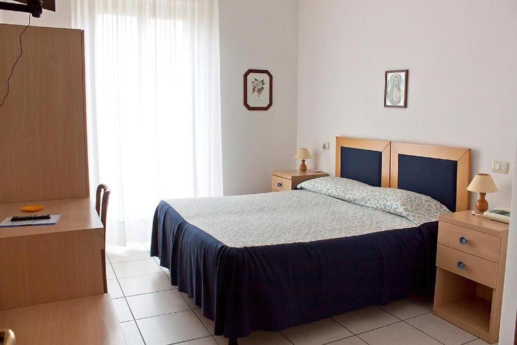 Hotel Villa Benvenuti فياريجيو المظهر الخارجي الصورة