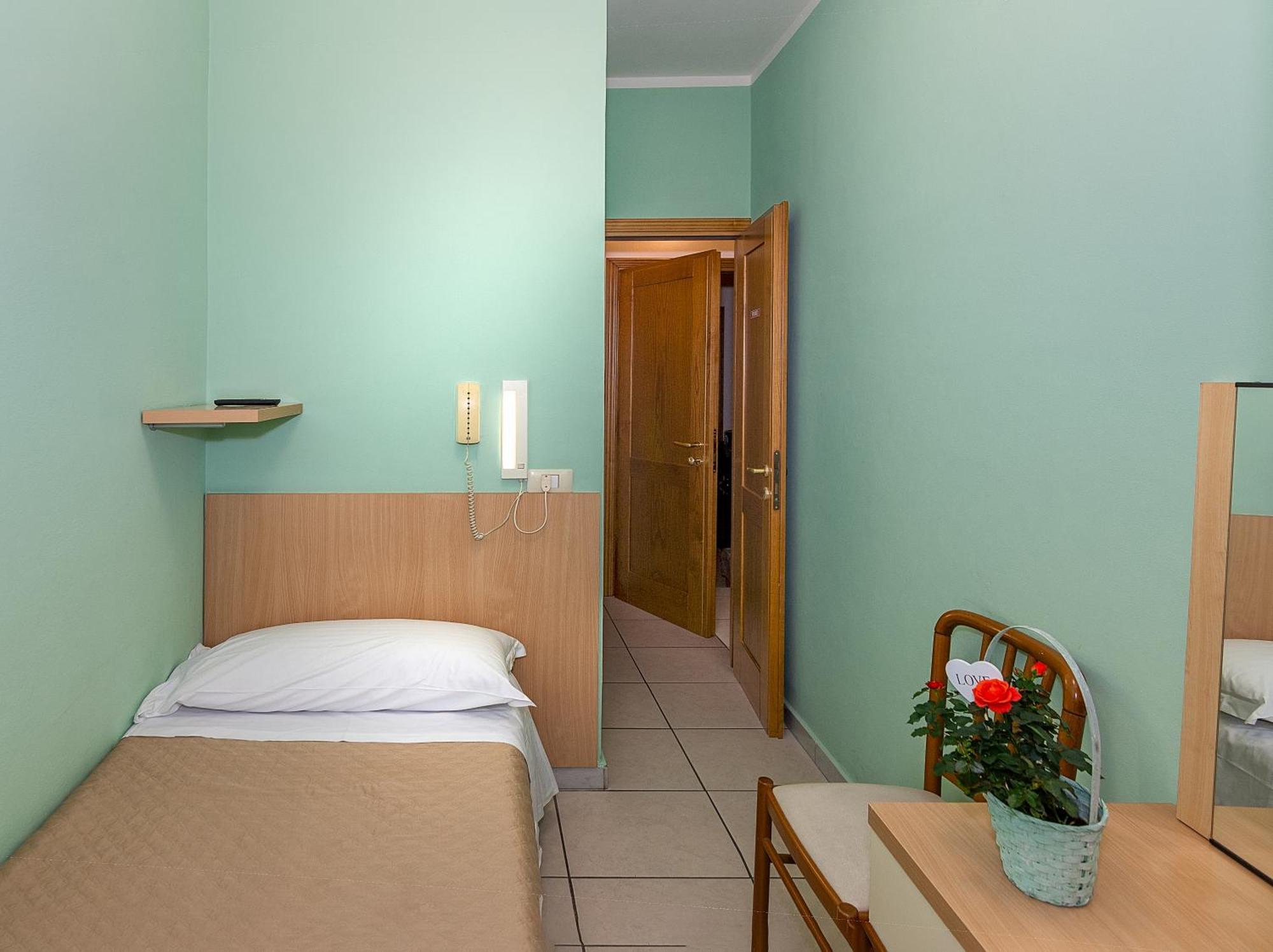 Hotel Villa Benvenuti فياريجيو المظهر الخارجي الصورة